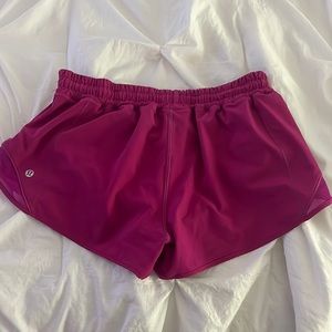 Lululemon Hottie Hot 2.5